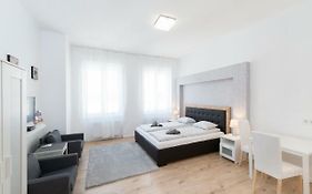 Astoria Flats 1